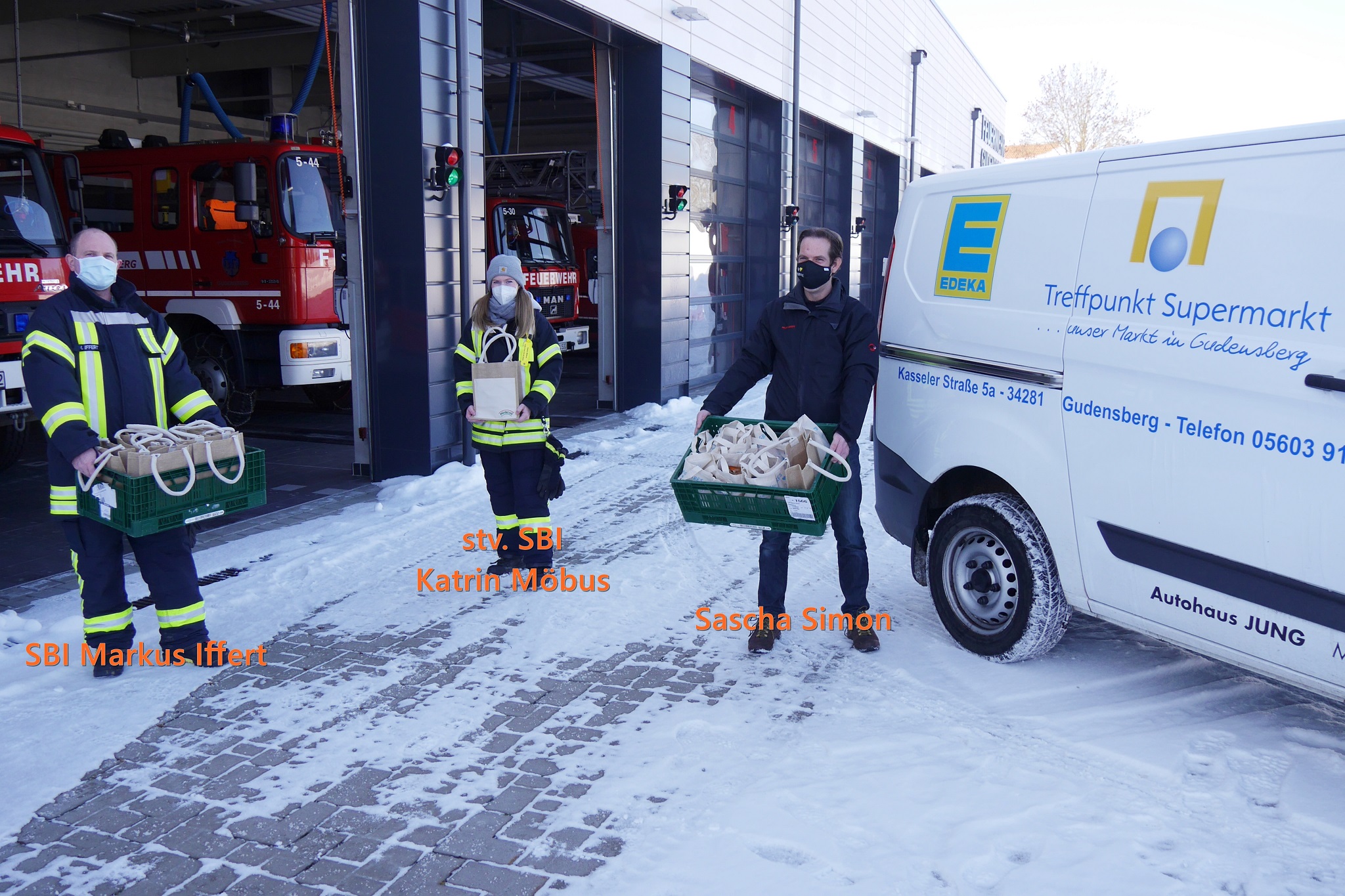 Uebergabe Lunchpakete