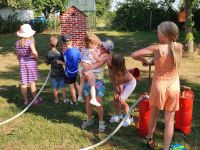 C68EEF13-2062-4F29-9F7E-8E43B3E232F7