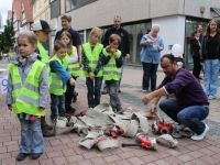 528211_383180068477890_2006632560_n